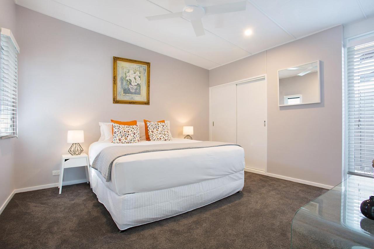 Incredible Value - Perfect For Large Families Villa Gold Coast Eksteriør bilde